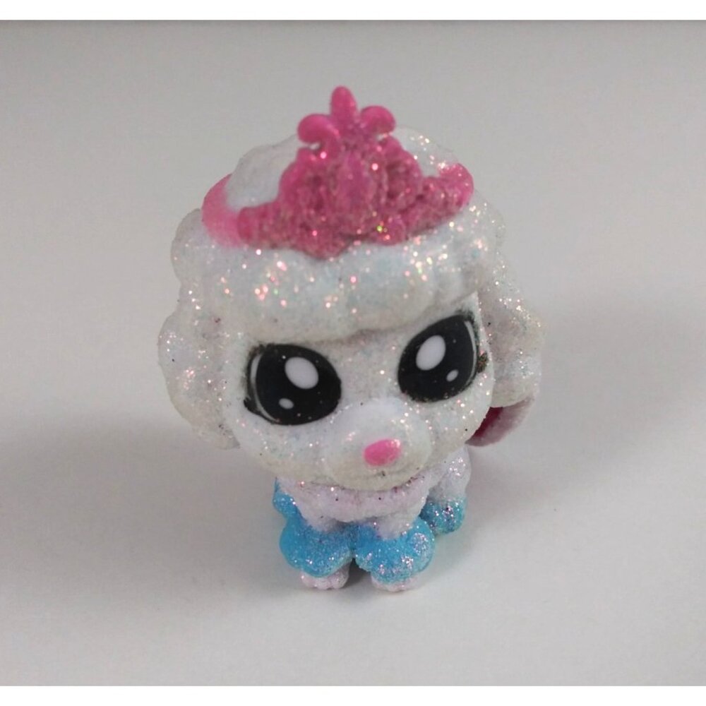 Blip Toys Tic Tac Toy XOXO Glitter Friends Pet Blair Dog 2.5" Toy Figure